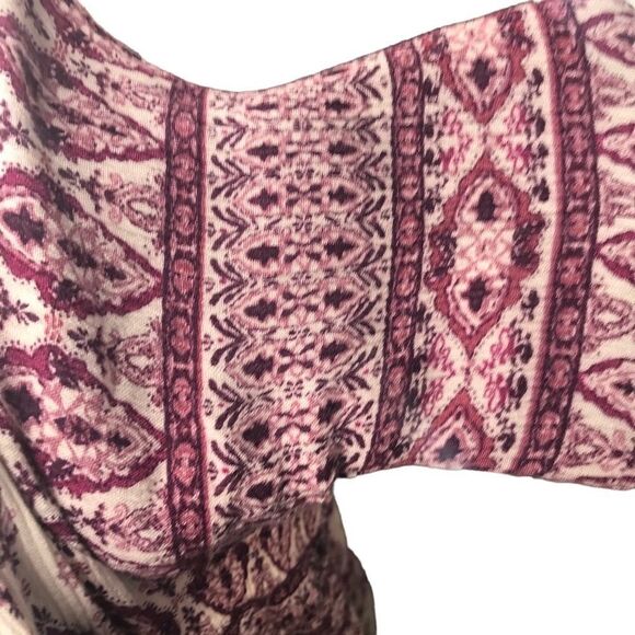 En Creme 3/4 sleeve purple & white rayon romper shorts size medium - Picture 6 of 9